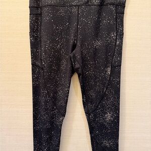 ZYIA Black Speckled Pocket Leggings